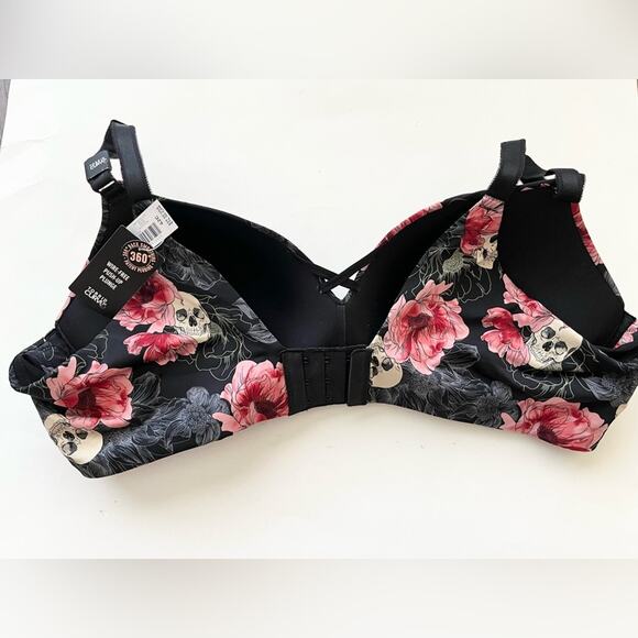 NWT Torrid wire free push up plunge bra skull and roses pattern 42C - Picture 4 of 8